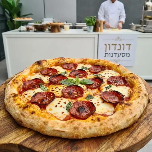 פיצה פפרוני חריפה